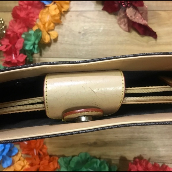 Gianni Bini Bag - Picture 3 of 8